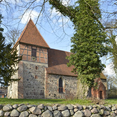 Bild vergrößern: Kirche Baumgarten